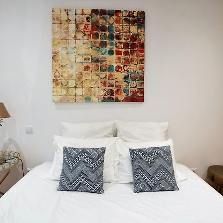 Downtown Porto Relaxed Apartment With Private Yard Exterior photo